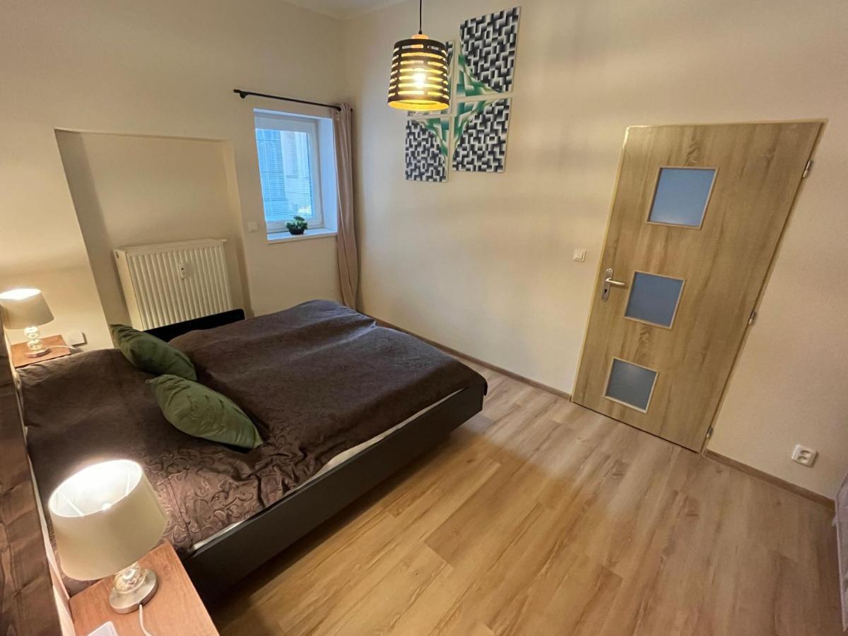 M&M Apartment, Free Parking Karlovy Vary Esterno foto